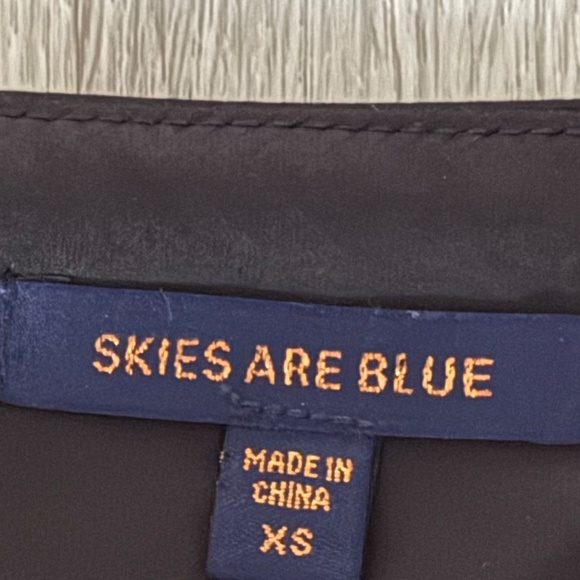 Skies are Blue women’s Satin draped neck With Lace under lay Black Cami XS - Picture 2 of 6